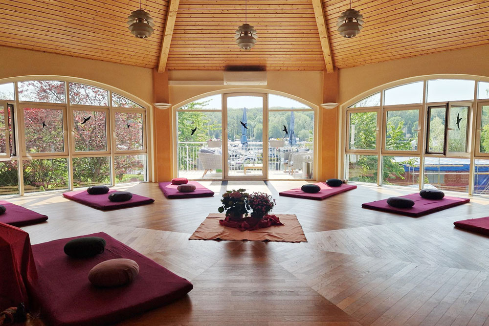 Tantra-Seminar Berlin-Spandau mit Silke Wahnfried Tantra-Seminar Berlin-Spandau mit Silke Wahnfried